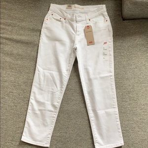 Levi Boyfriend Jeans-NWT